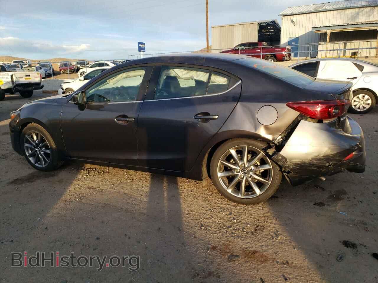 2018 MAZDA 3 - VIN: 3MZBN1V34JM244829 - Фото 2