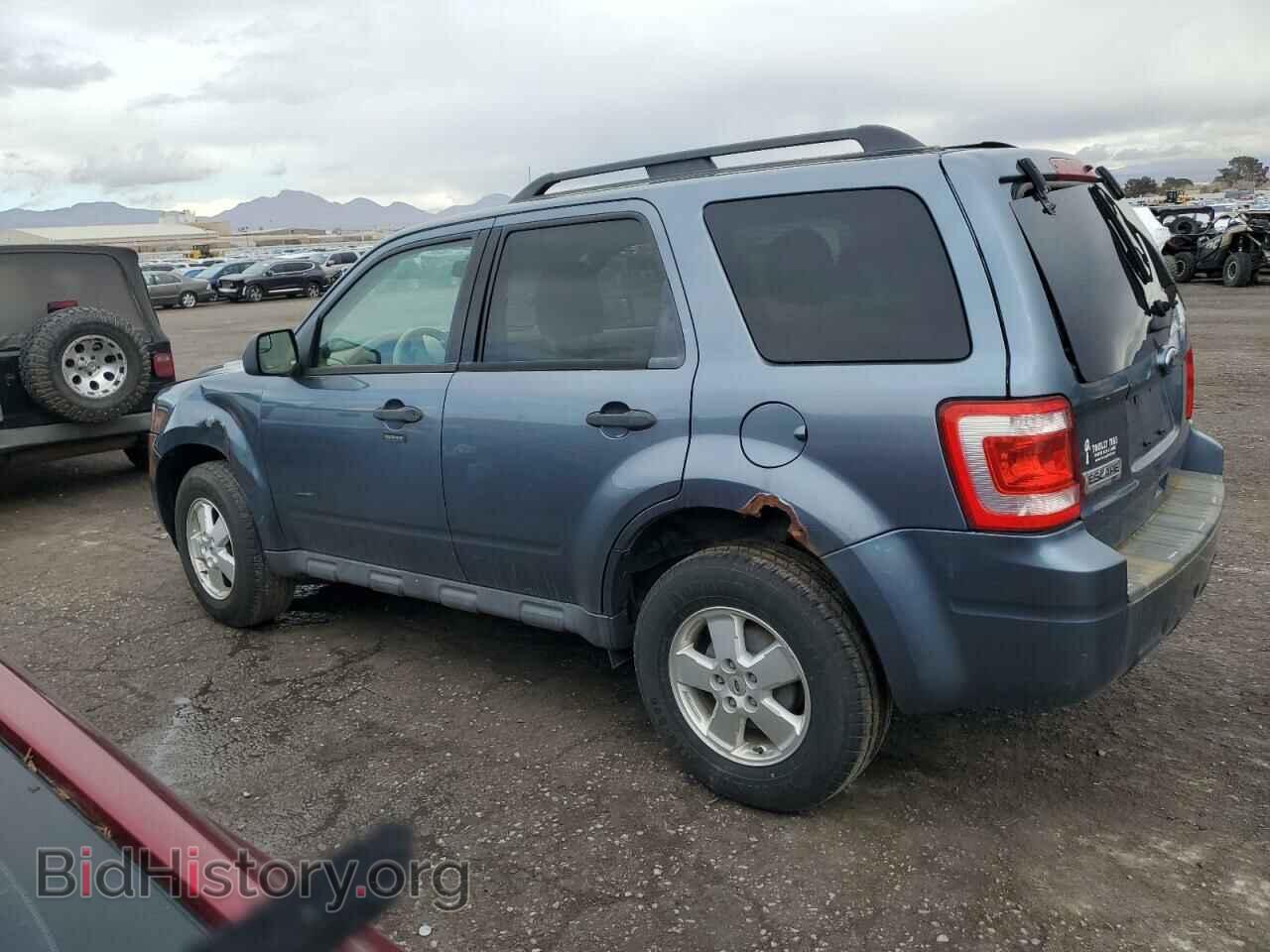 2011 FORD ESCAPE - VIN: 1FMCU9D73BKC24380 - Фото 2