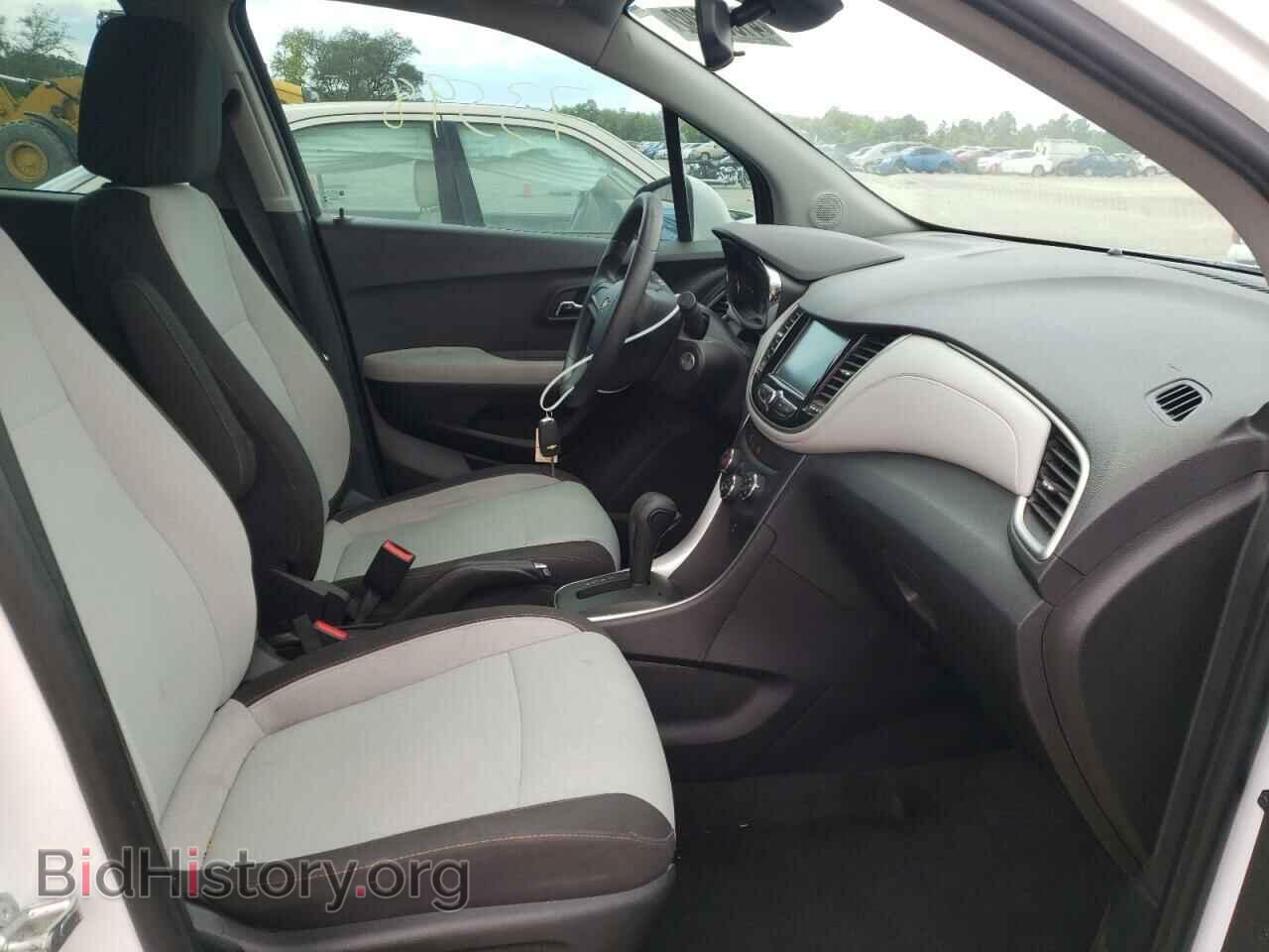 2017 CHEVROLET TRAX - VIN: 3GNCJKSB8HL204300 - Фото 5