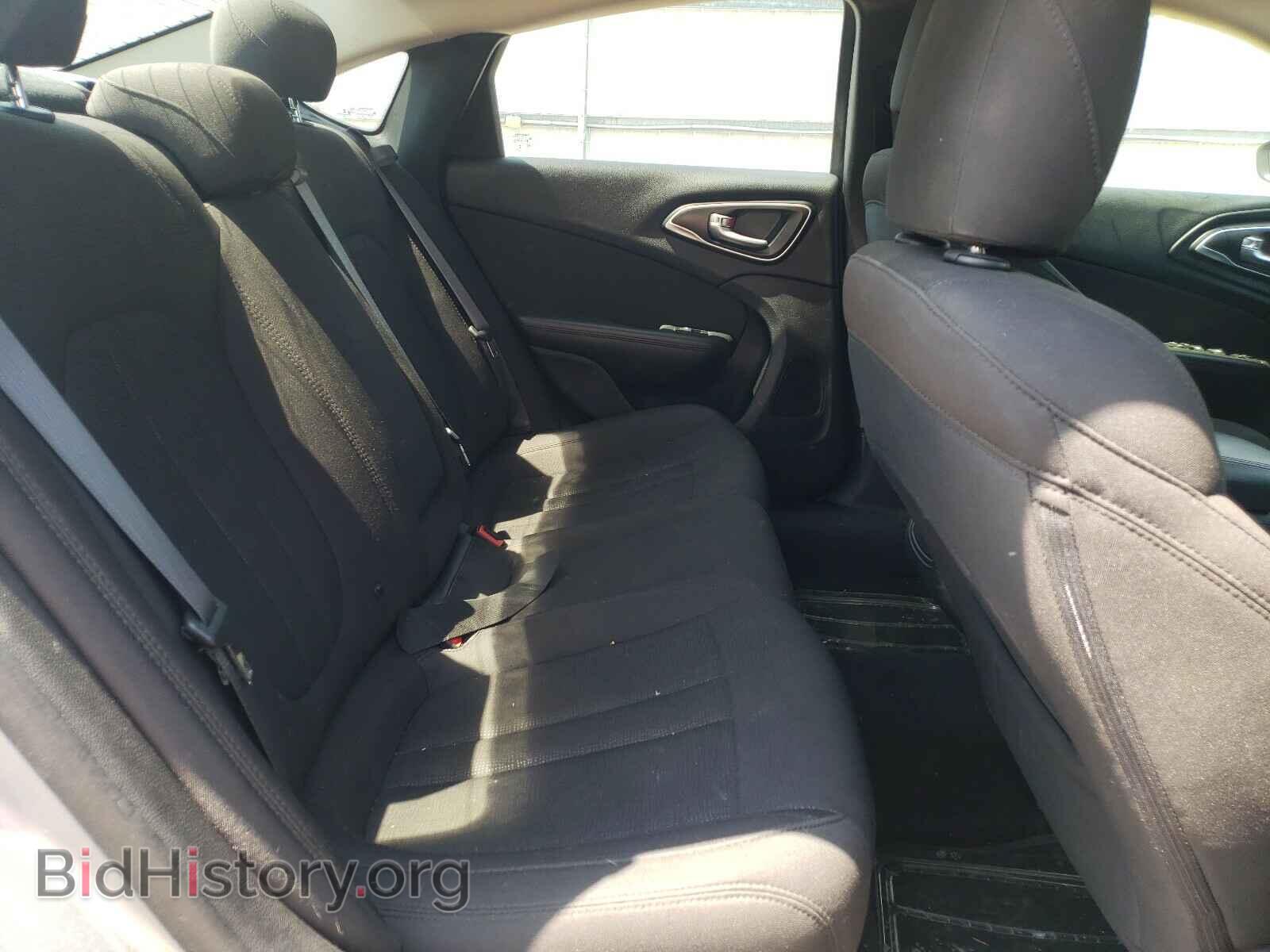 2015 CHRYSLER 200 - VIN: 1C3CCCAB5FN666664 - Фото 6