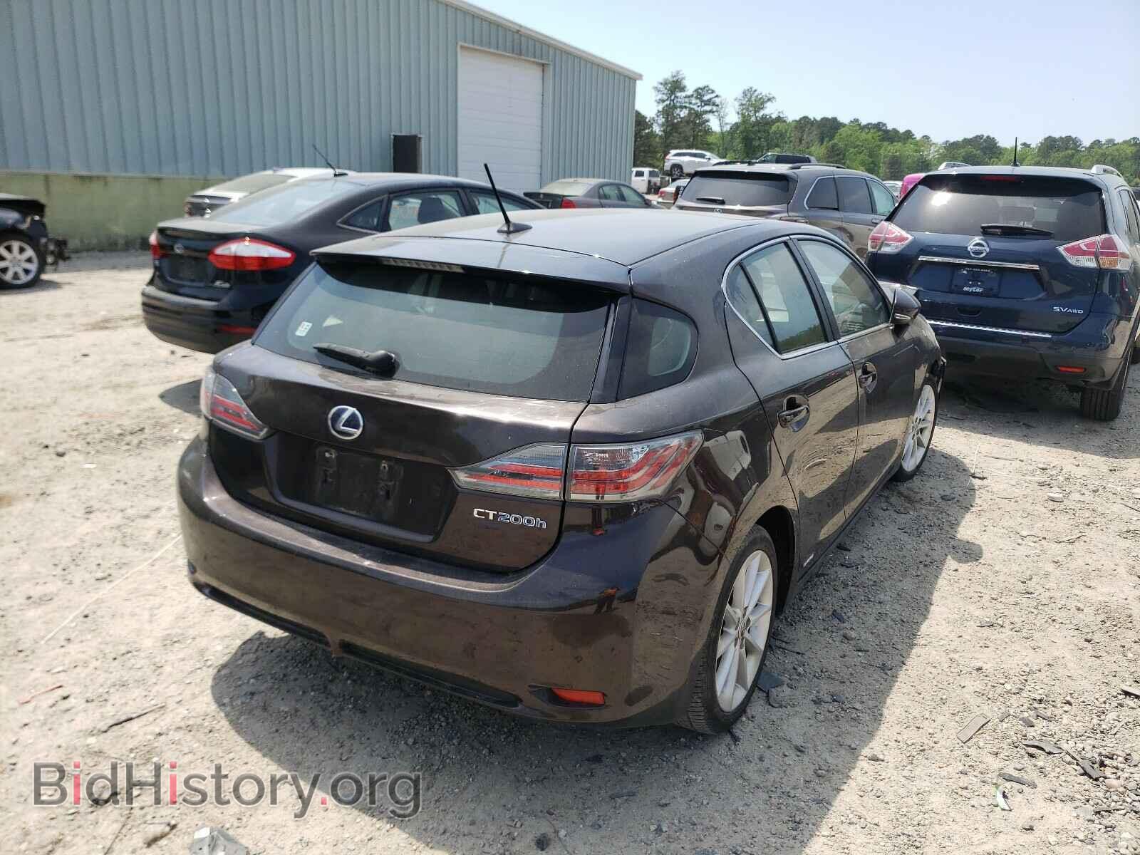 2011 LEXUS CT 200 - VIN: JTHKD5BH9B2015809 - Photo 4