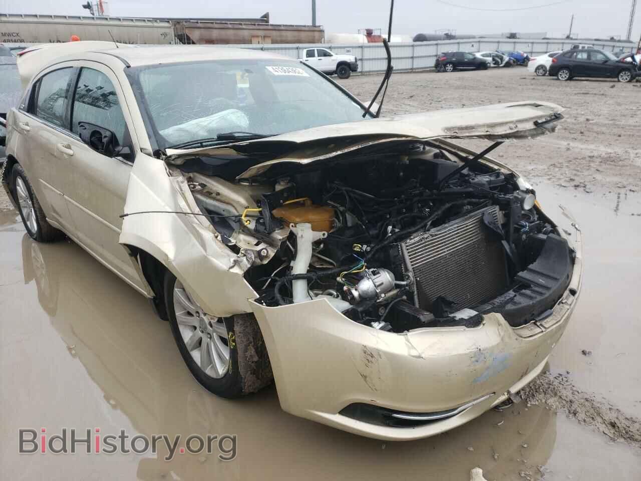 Photo 1C3BC1FG5BN515581 - CHRYSLER 200 2011