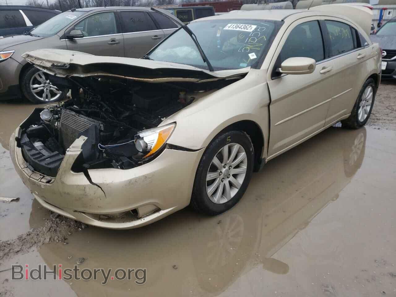 2011 CHRYSLER 200 - VIN: 1C3BC1FG5BN515581 - Фото 2