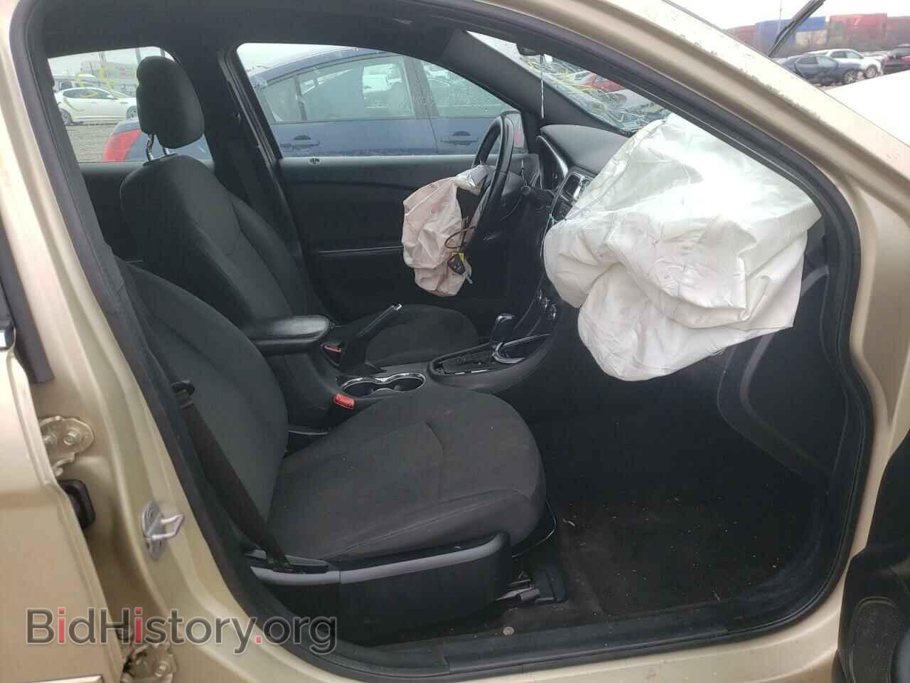 2011 CHRYSLER 200 - VIN: 1C3BC1FG5BN515581 - Фото 5