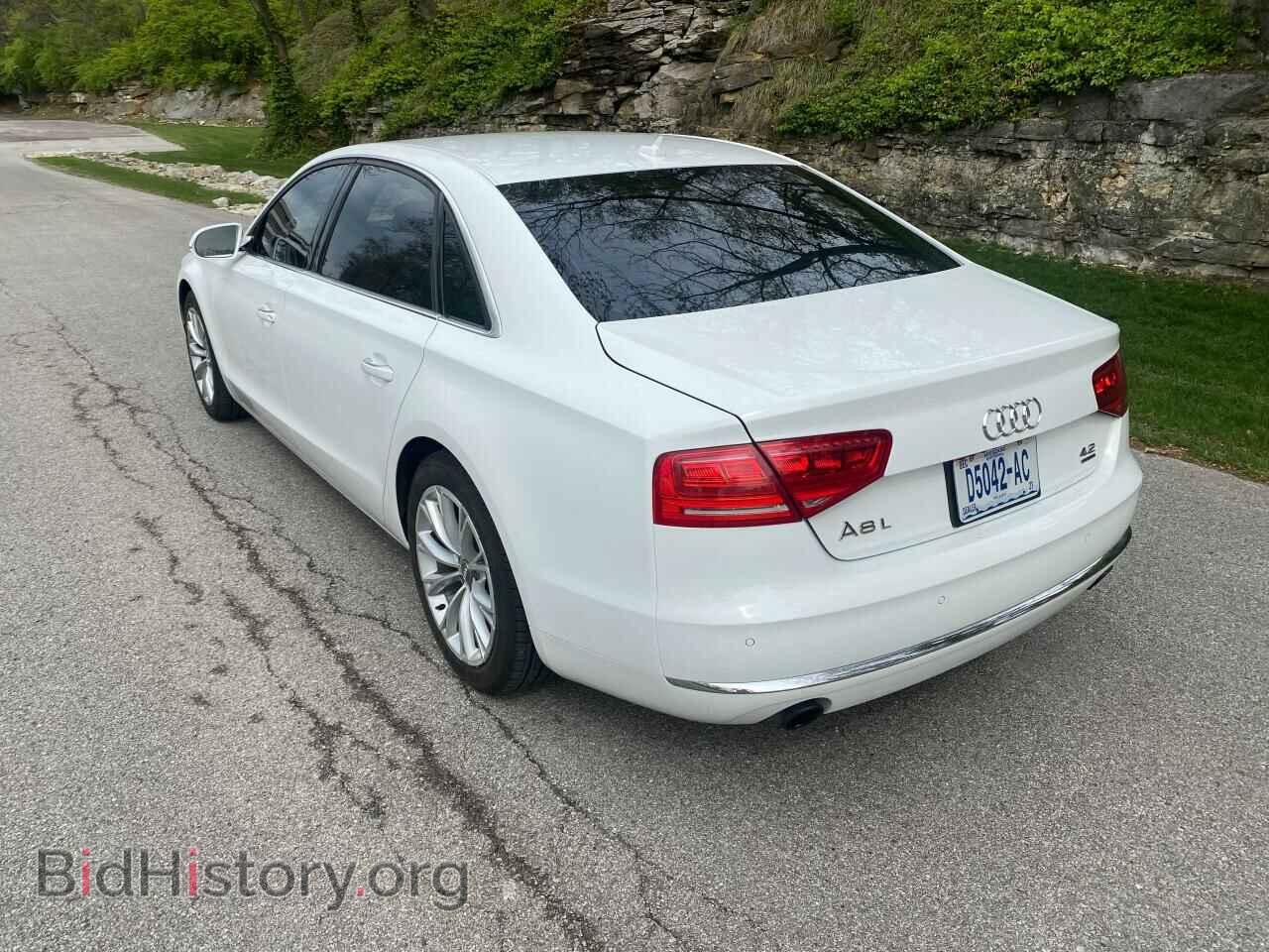2011 AUDI A8 - VIN: WAURVAFD7BN026560 - Фото 3