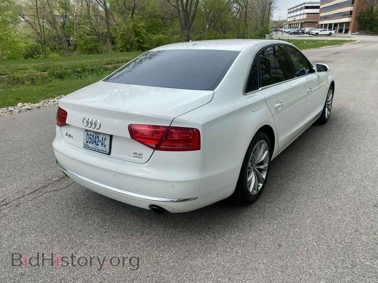 2011 AUDI A8 - VIN: WAURVAFD7BN026560 - Фото 4