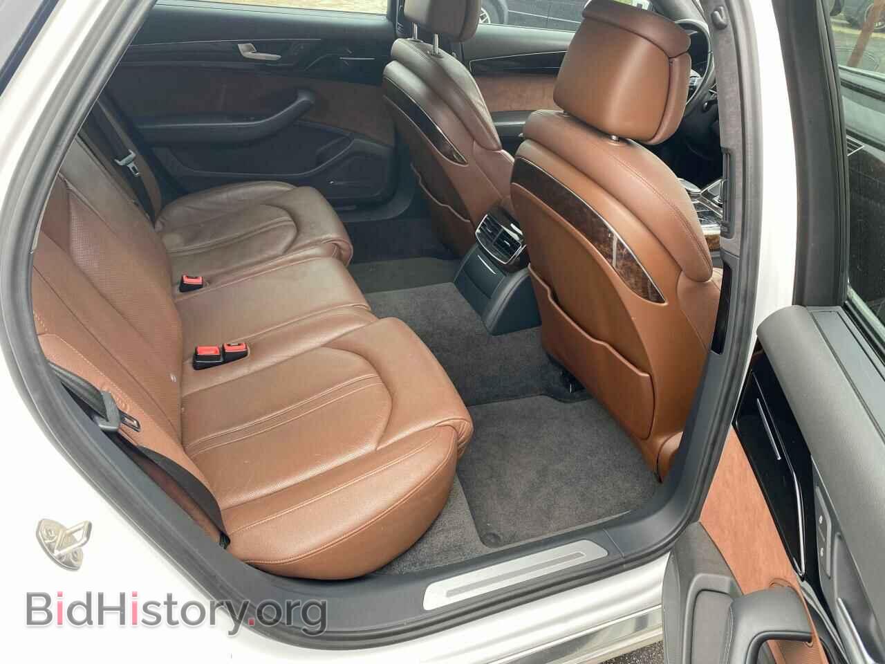 2011 AUDI A8 - VIN: WAURVAFD7BN026560 - Фото 6