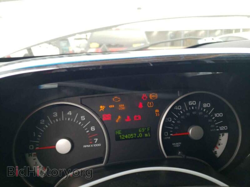 2010 Ford EXPLORER (VIN 1FMEU7DE2AUA73093) — photo 8 of 10