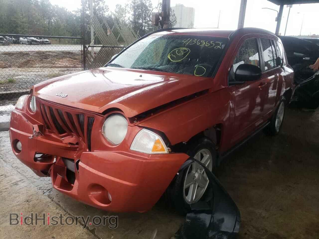2010 JEEP COMPASS - VIN: 1J4NT4FB1AD549207 - Photo 2