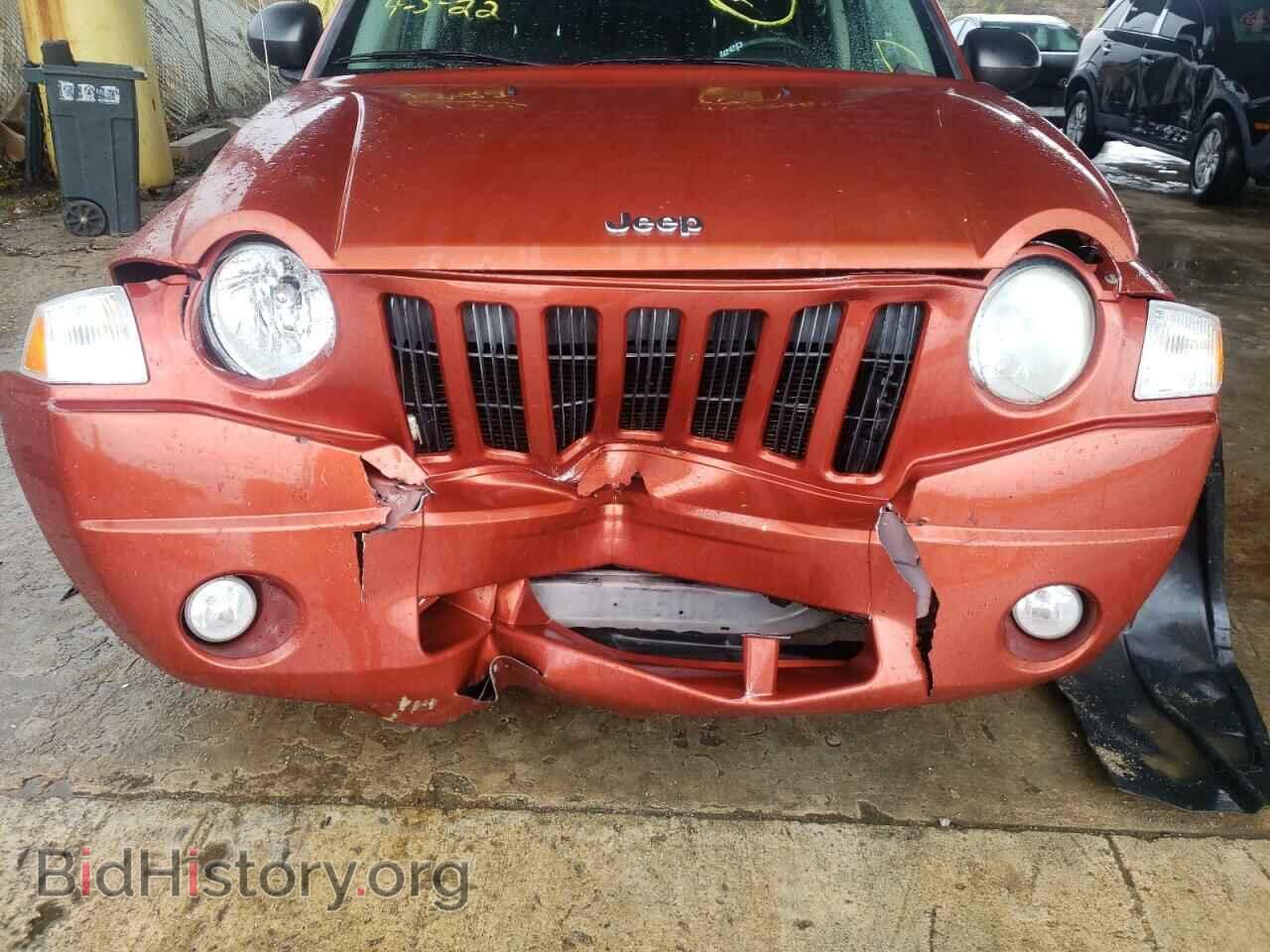 2010 JEEP COMPASS - VIN: 1J4NT4FB1AD549207 - Photo 9