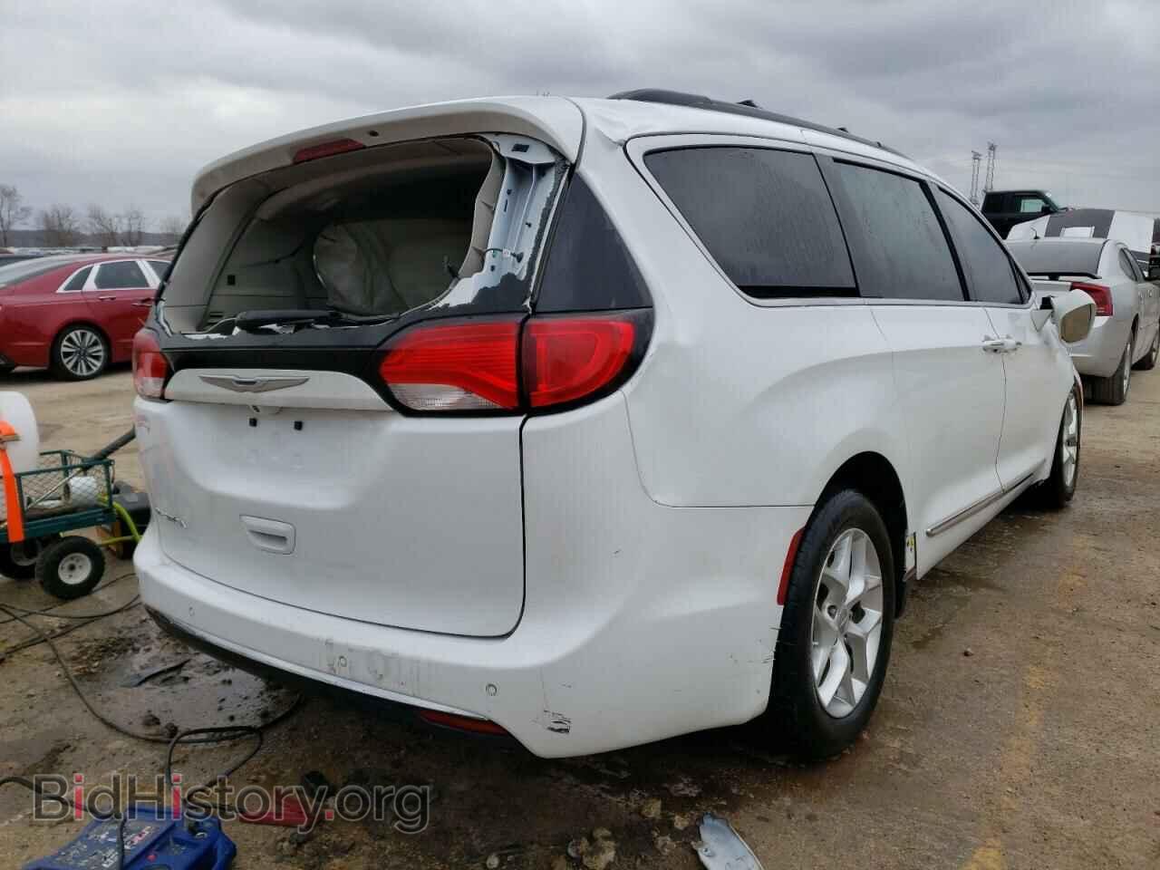 2017 CHRYSLER PACIFICA - VIN: 2C4RC1BG6HR820289 - Фото 3