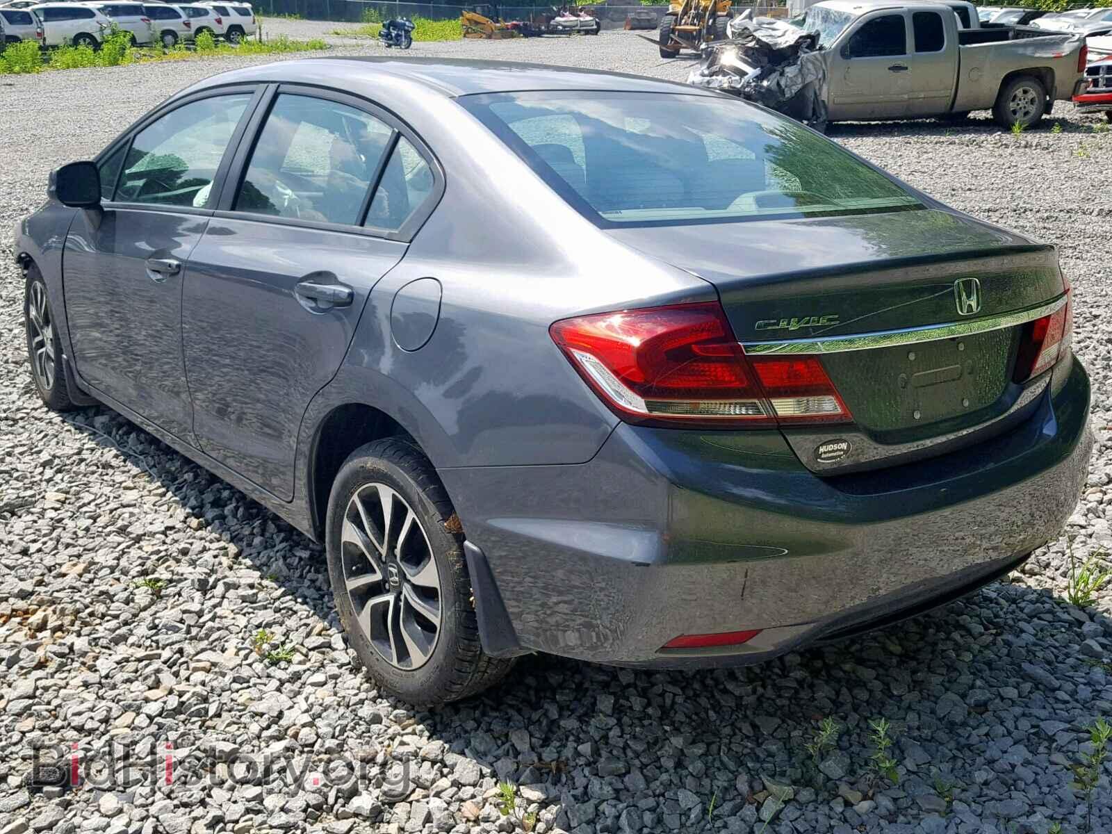 2013 HONDA CIVIC - VIN: 19XFB2F88DE058903 - Фото 3