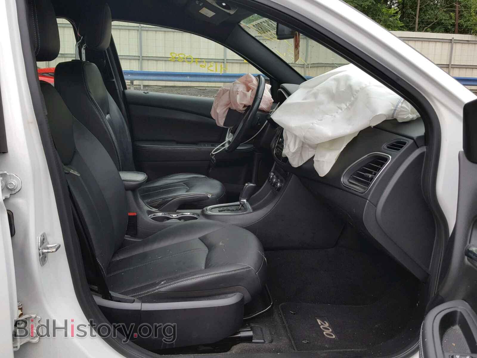 2012 CHRYSLER 200 - VIN: 1C3CCBCB0CN257796 - Photo 5