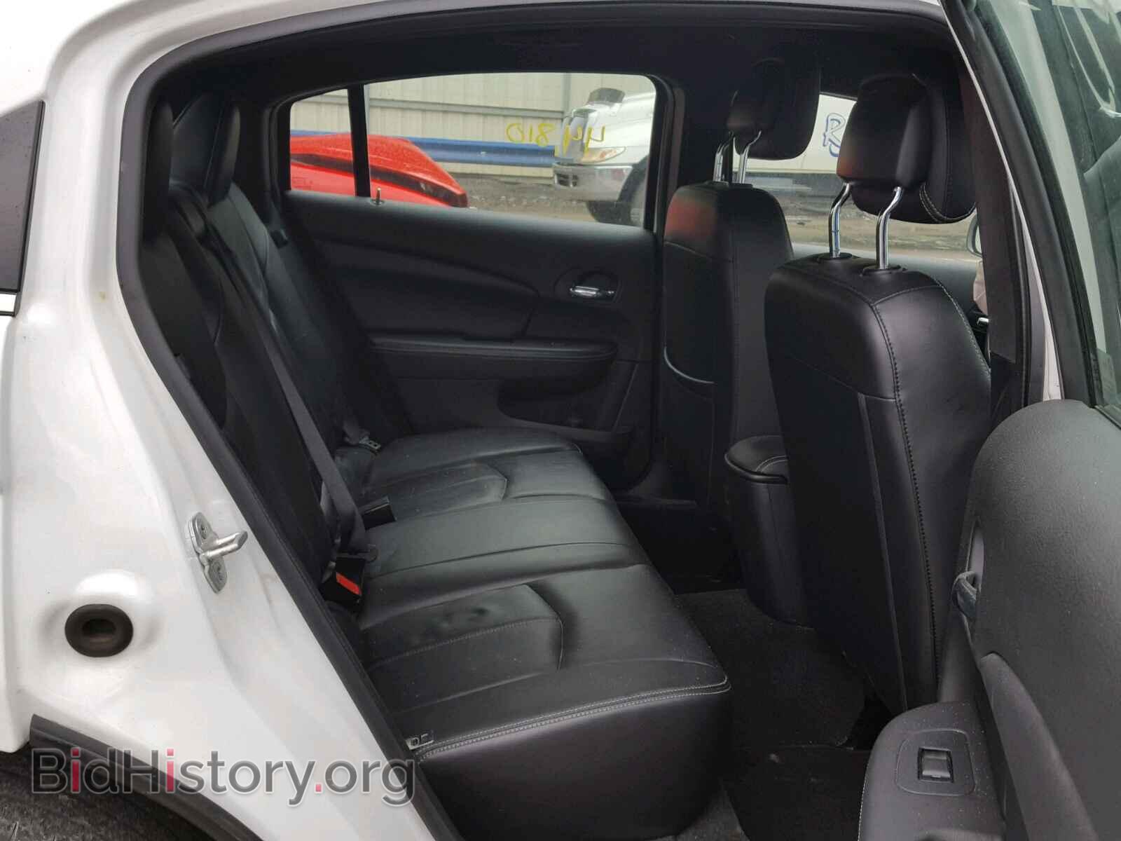 2012 CHRYSLER 200 - VIN: 1C3CCBCB0CN257796 - Photo 6