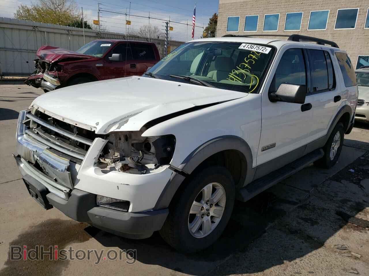 2006 FORD EXPLORER - VIN: 1FMEU63E26UB44330 - Фото 2