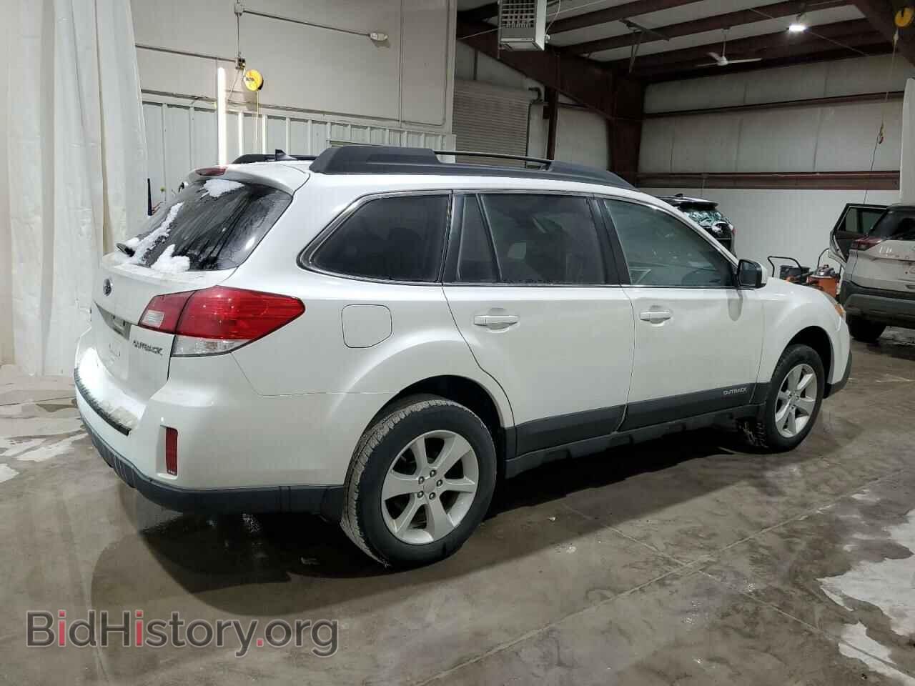 2014 SUBARU OUTBACK - VIN: 4S4BRBCC4E3208609 - Фото 3
