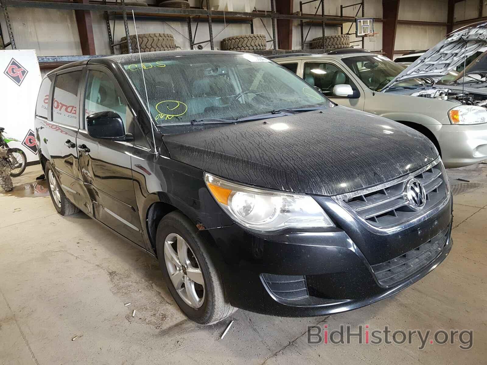 Photo 2V4RW3D12AR184347 - VOLKSWAGEN ROUTAN 2010