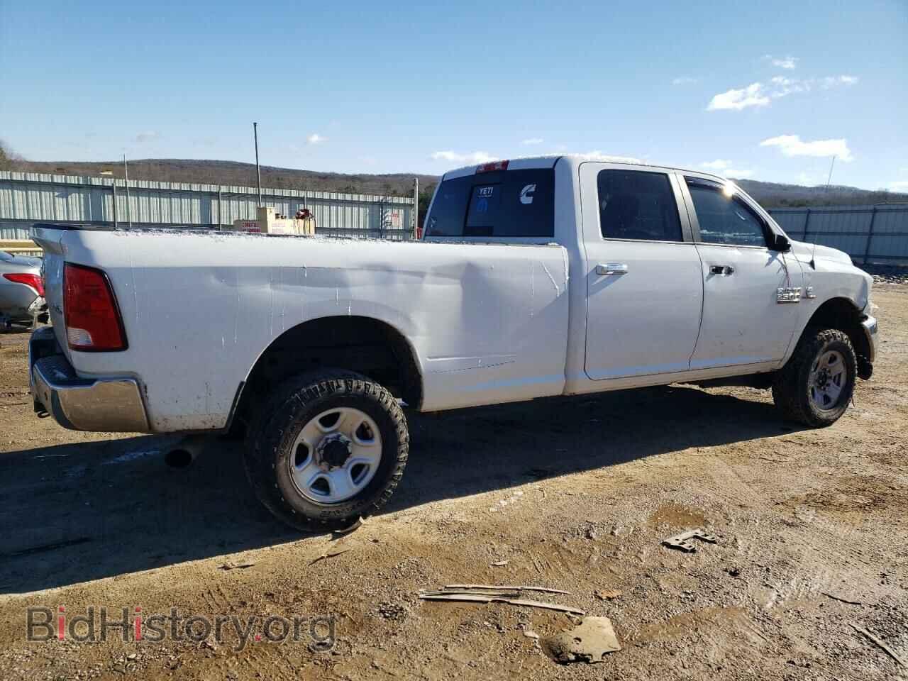 2015 RAM All Models - VIN: 3C6UR5JL6FG637449 - Photo 3