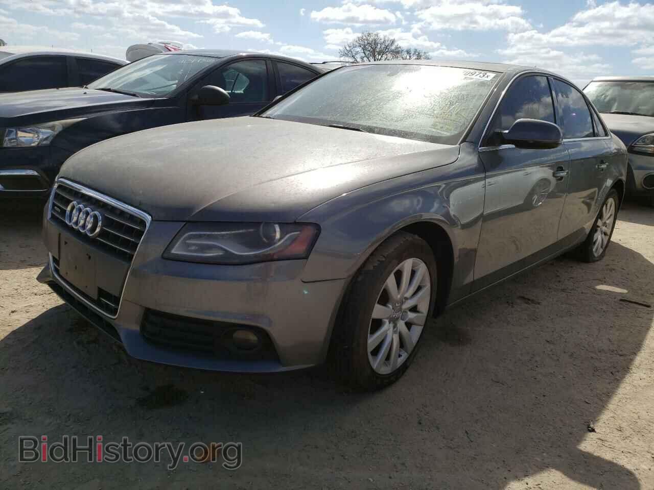 Фотография WAUBFAFL2CA116603 - AUDI A4 2012