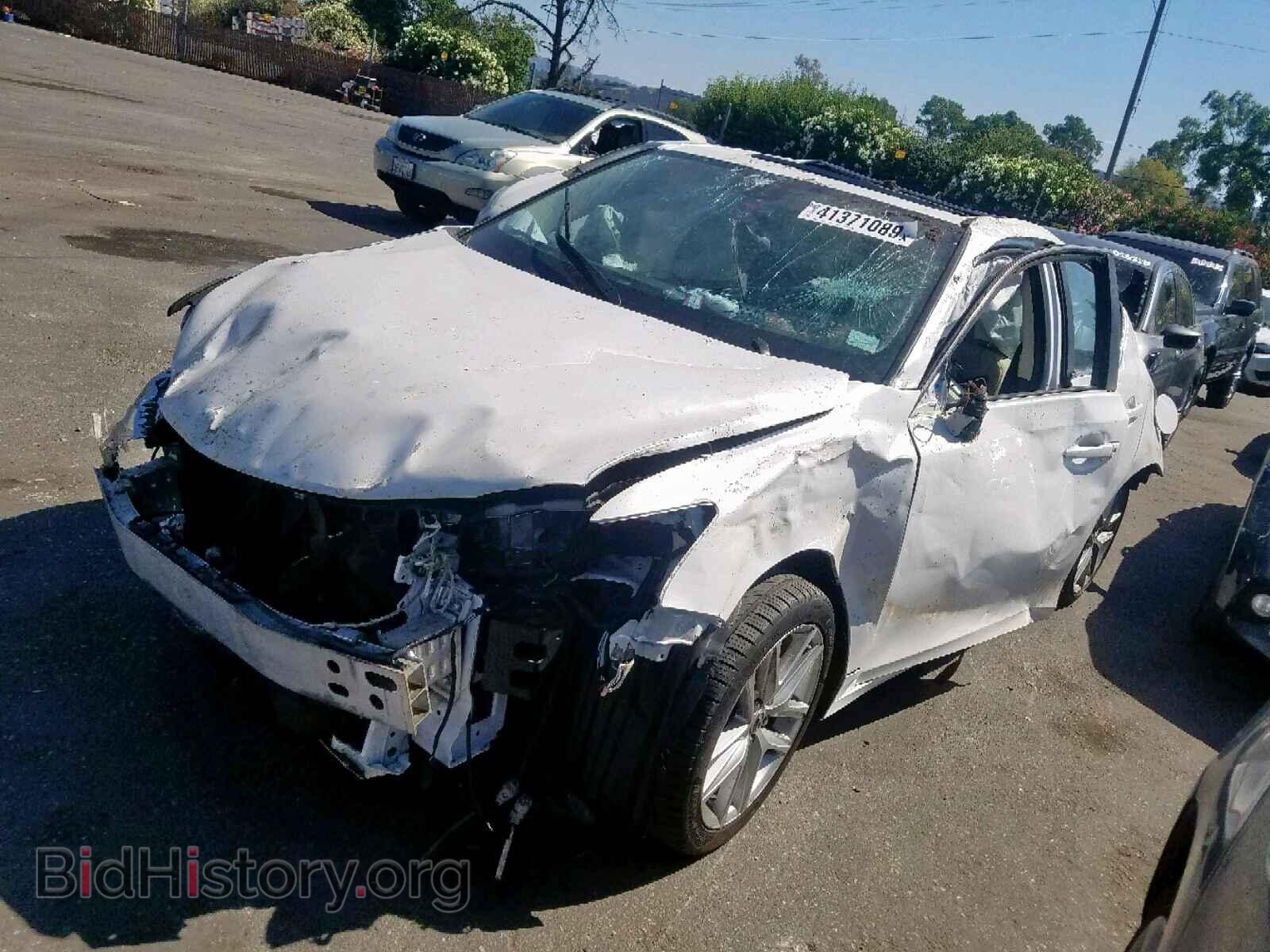 2016 LEXUS CT 200 - VIN: JTHKD5BH9G2273898 - Фото 2