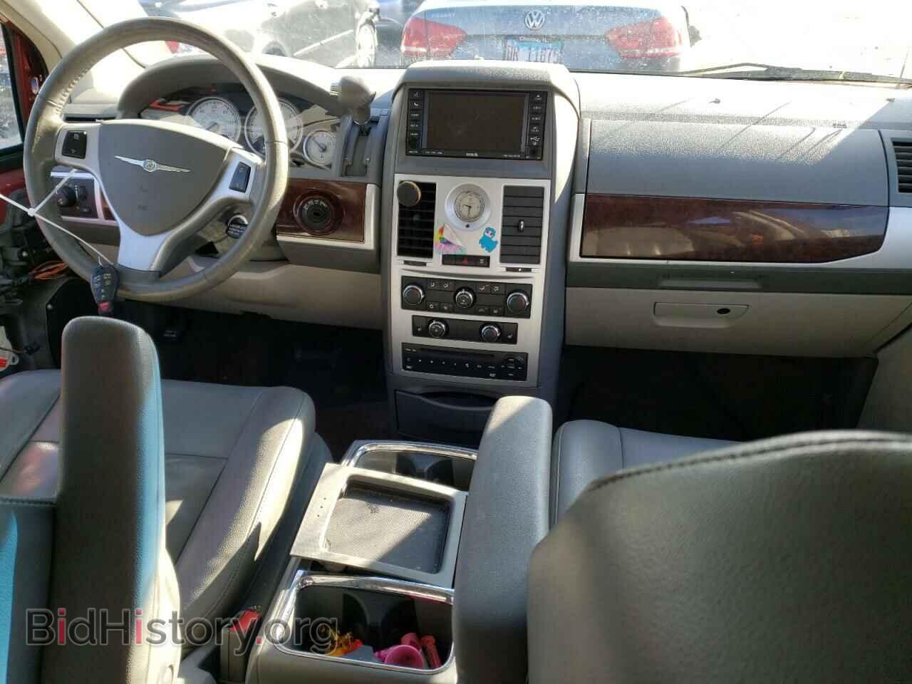 2010 CHRYSLER MINIVAN - VIN: 2A4RR5D14AR104229 - Фото 8