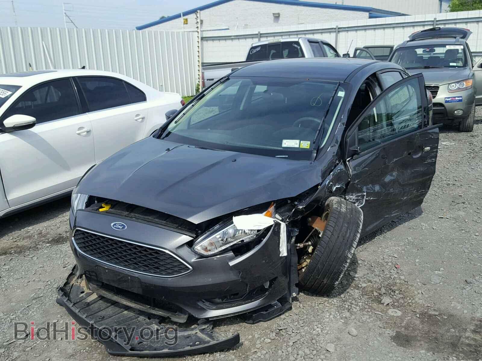 2017 FORD FOCUS - VIN: 1FADP3F2XHL250773 - Фото 2