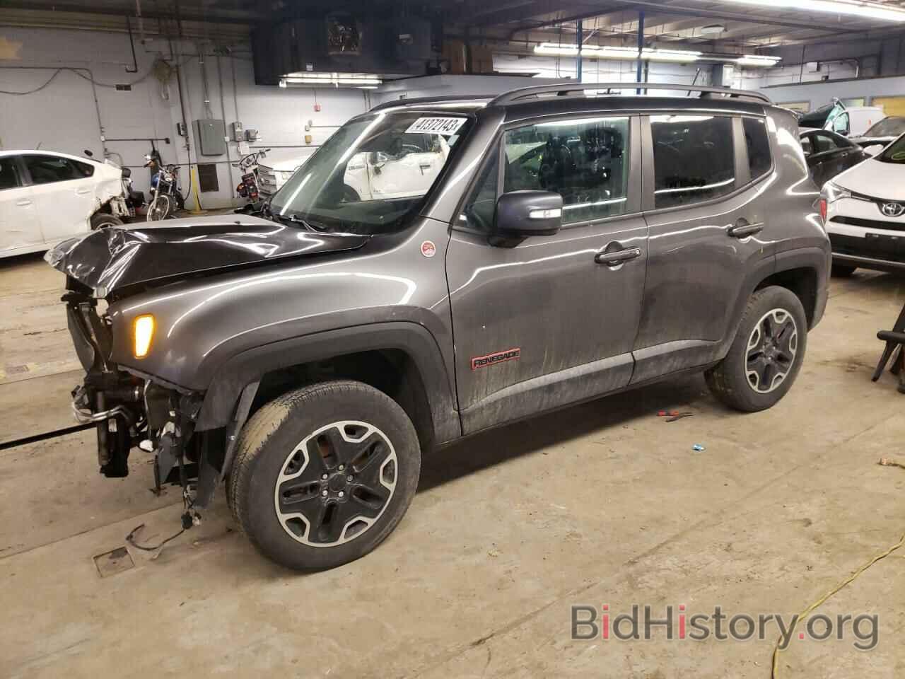 Фотография ZACCJBCTXGPD03304 - JEEP RENEGADE 2016