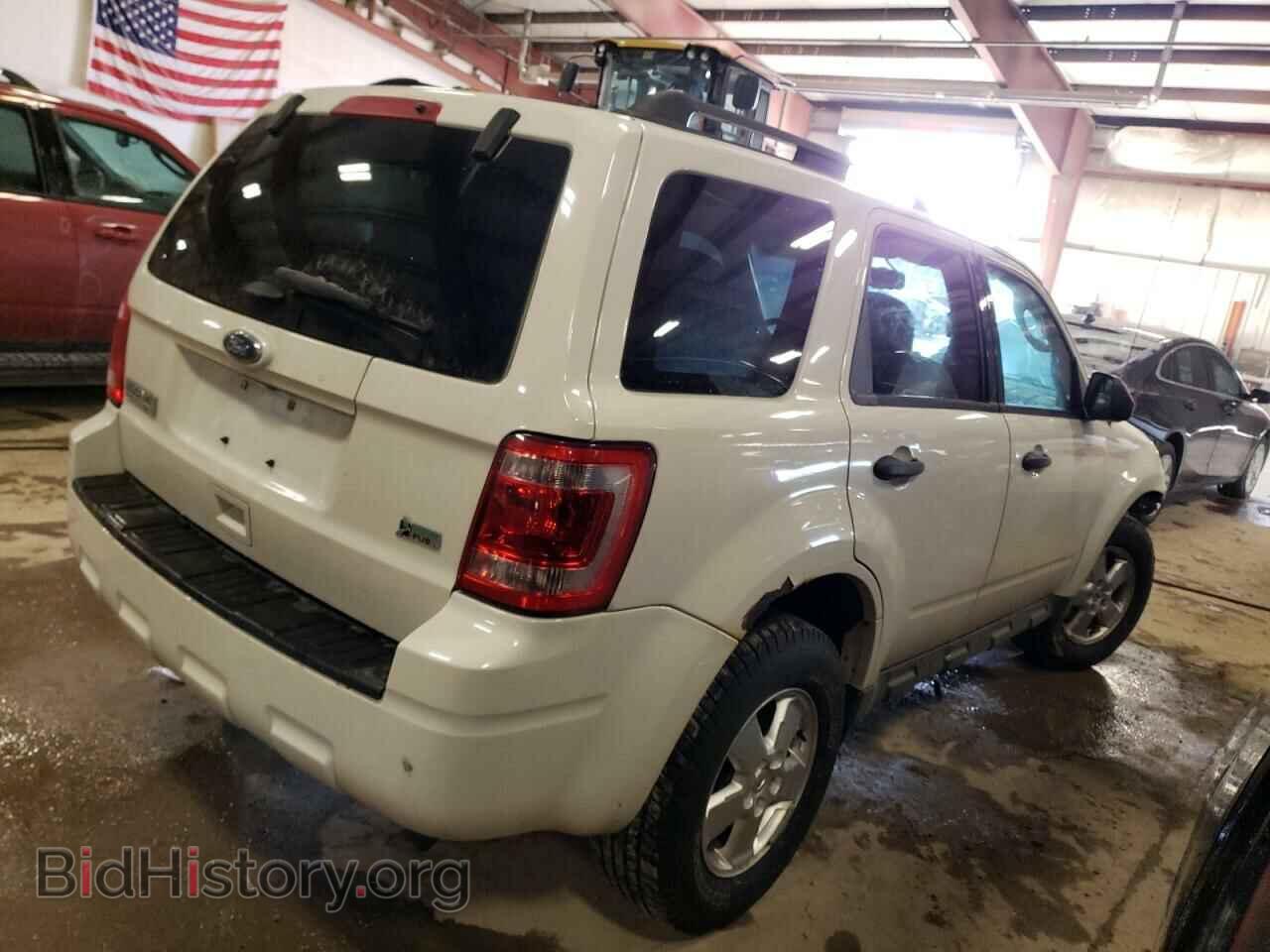 2012 FORD ESCAPE - VIN: 1FMCU0DG9CKA93534 - Фото 3