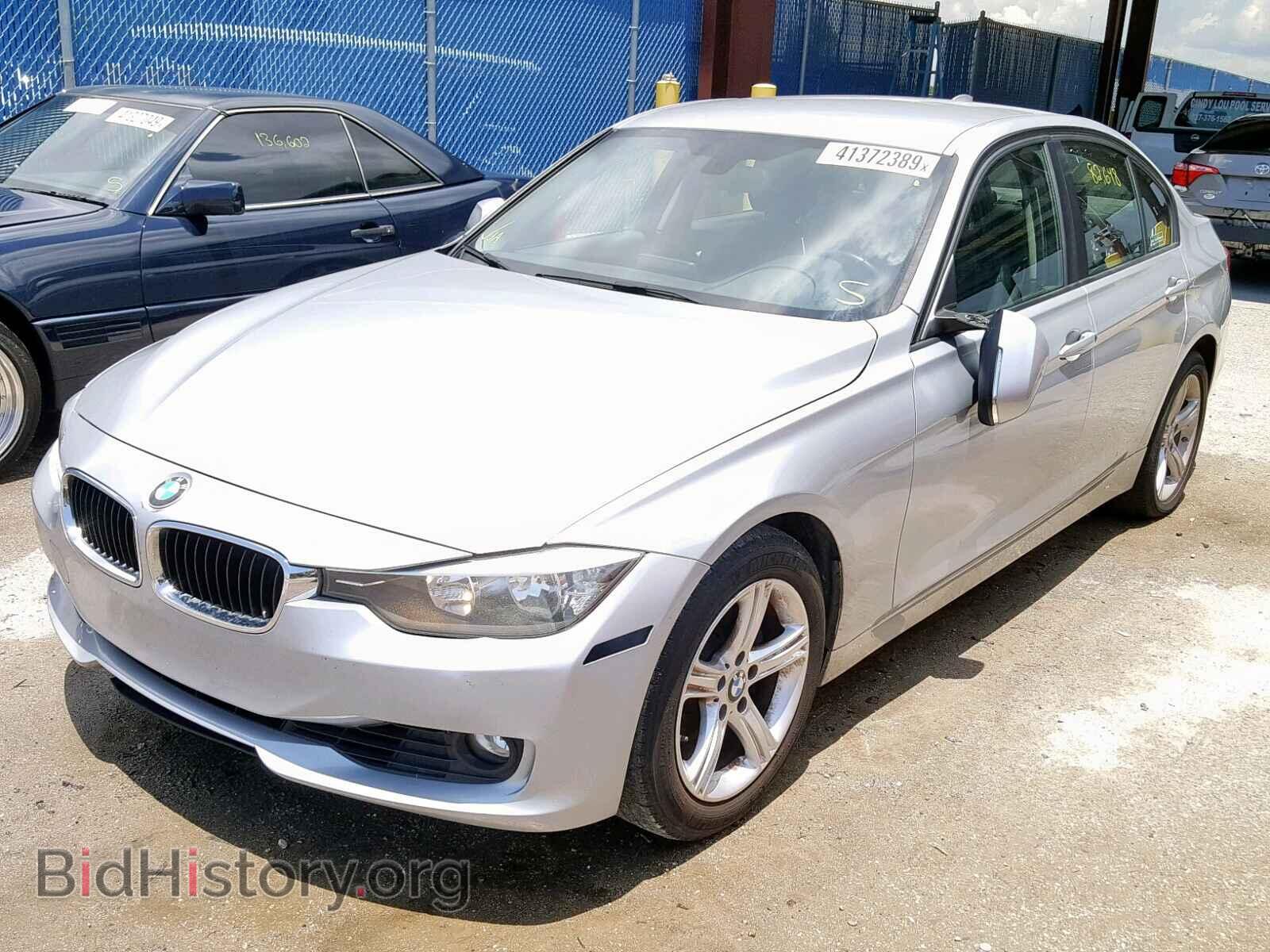 2012 BMW 328 I - VIN: WBA3A5C53CF349215 - Фото 2