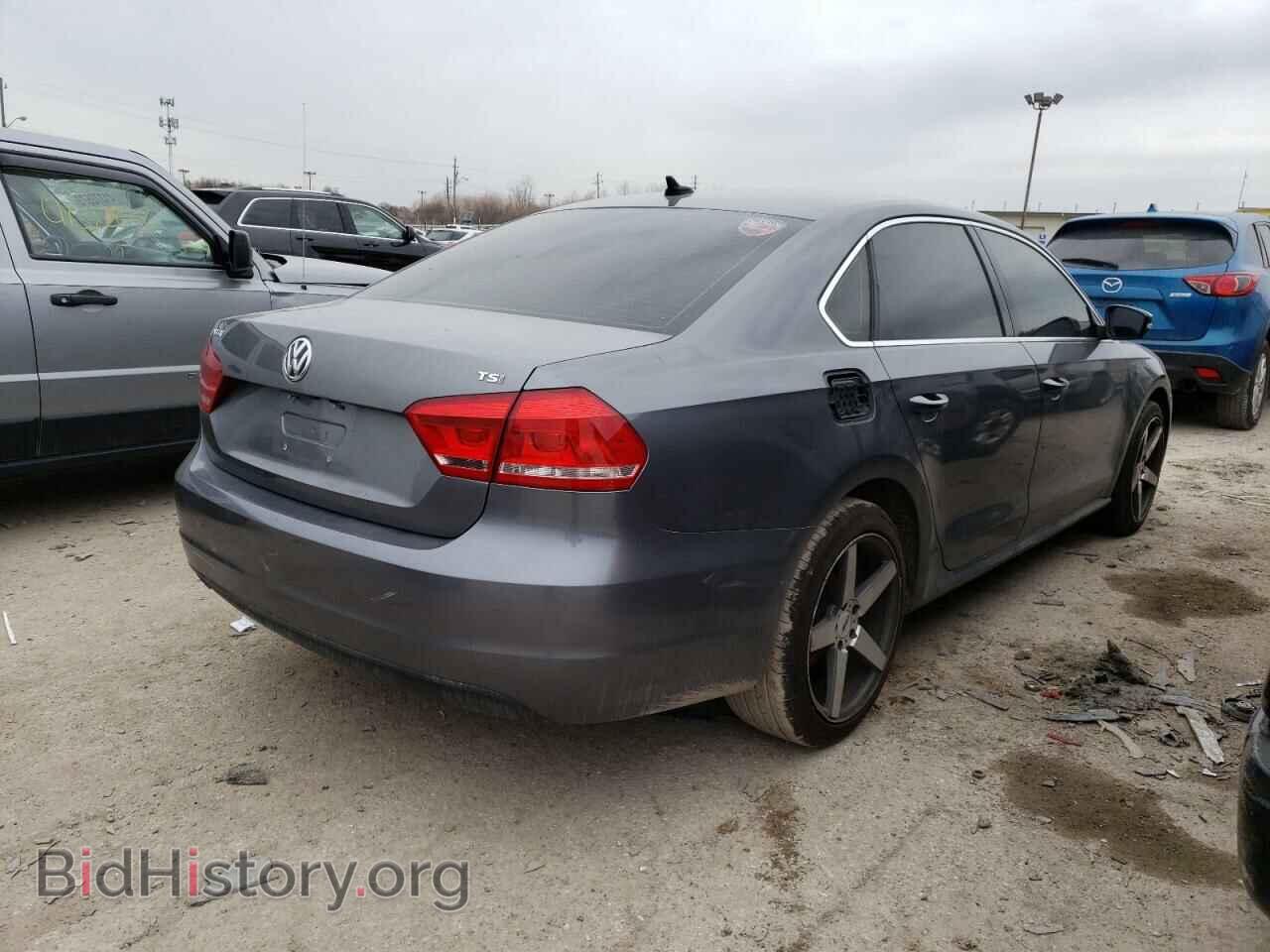 2015 VOLKSWAGEN PASSAT - VIN: 1VWAT7A38FC082996 - Фото 3