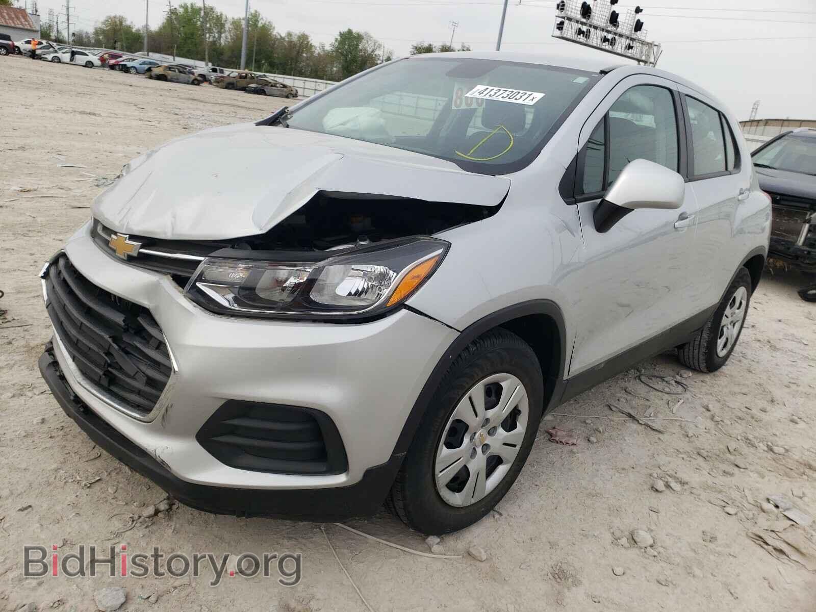 2017 CHEVROLET TRAX - VIN: 3GNCJKSB9HL158508 - Фото 2