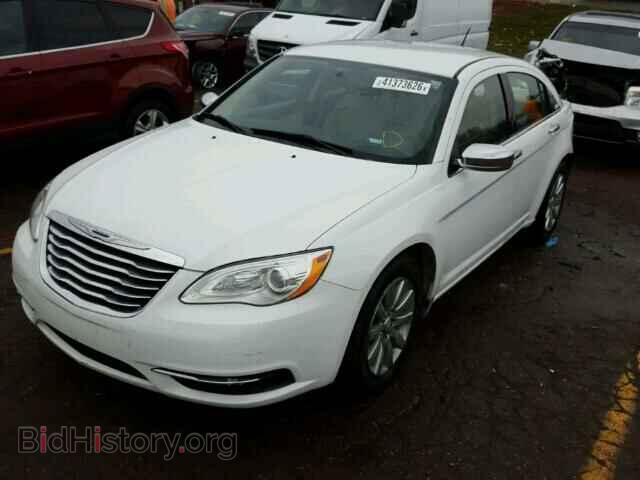 2013 CHRYSLER 200 - VIN: 1C3CCBBG8DN607934 - Фото 2