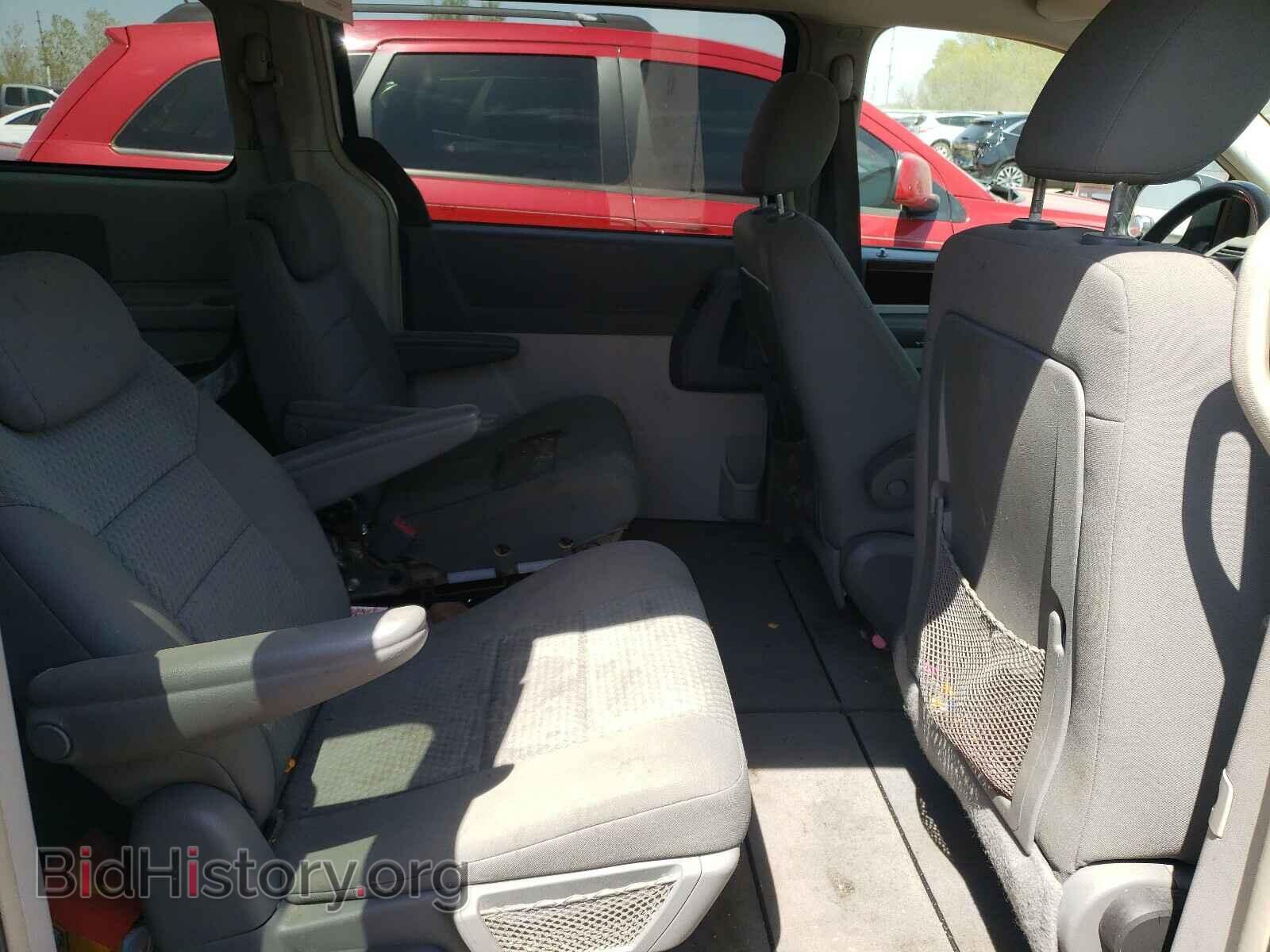 2010 CHRYSLER MINIVAN - VIN: 2A4RR5D17AR103396 - Фото 6