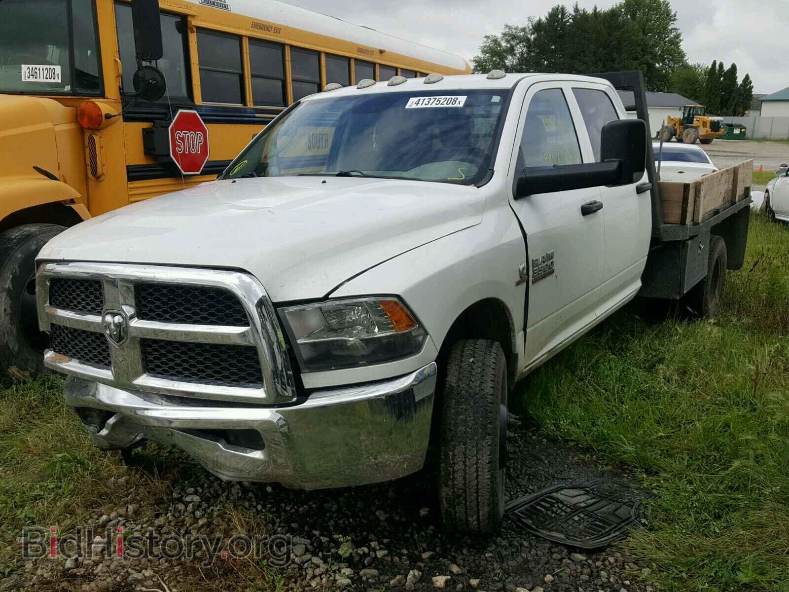 2014 RAM 3500 - VIN: 3C7WRTCL1EG263188 - Фото 2