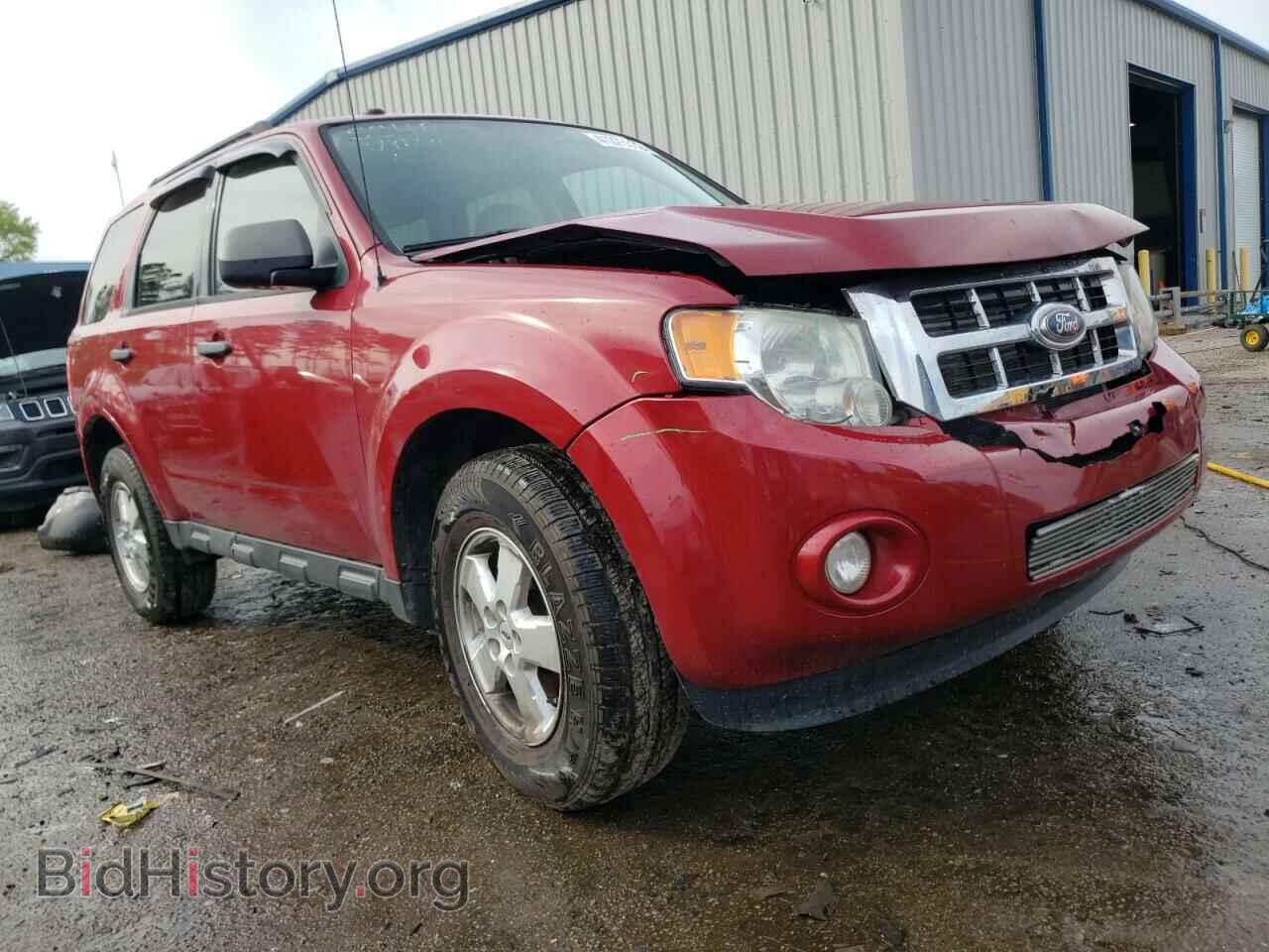 Фотография 1FMCU0DG3BKB44069 - FORD ESCAPE 2011
