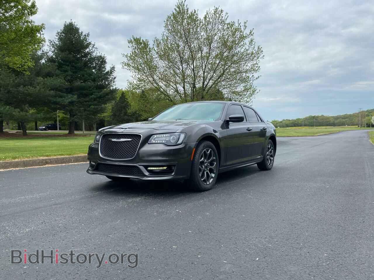 2018 CHRYSLER 300 - VIN: 2C3CCAGG7JH211484 - Photo 2
