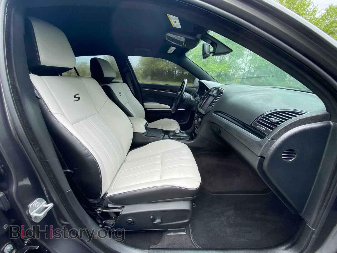 2018 CHRYSLER 300 - VIN: 2C3CCAGG7JH211484 - Photo 5