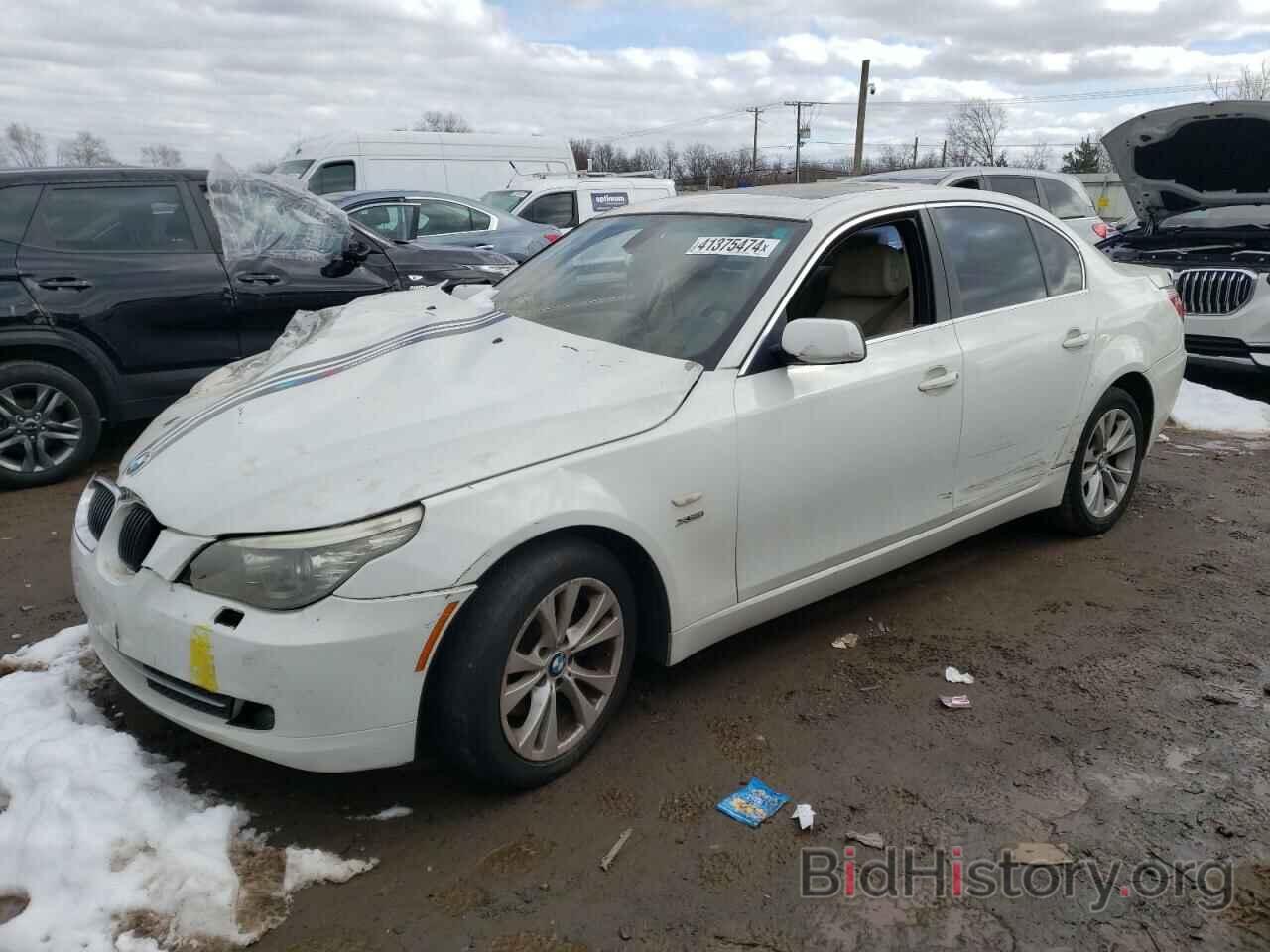 Photo WBANV93579C131812 - BMW 5 SERIES 2009