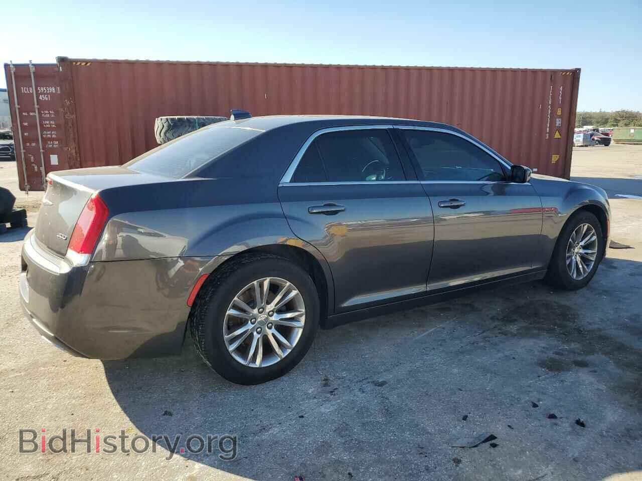 2017 CHRYSLER 300 - VIN: 2C3CCAAG7HH662269 - Фото 3