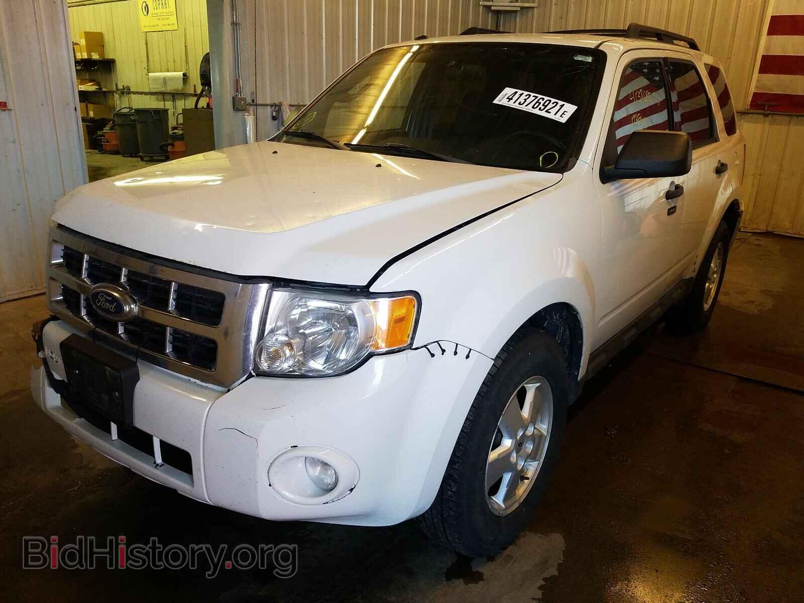 2011 FORD ESCAPE - VIN: 1FMCU9DG8BKB05255 - Фото 2