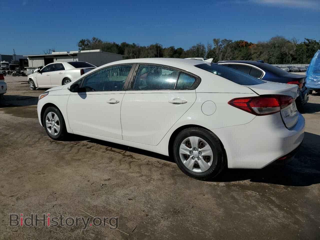2017 KIA FORTE - VIN: 3KPFK4A74HE073852 - Фото 2