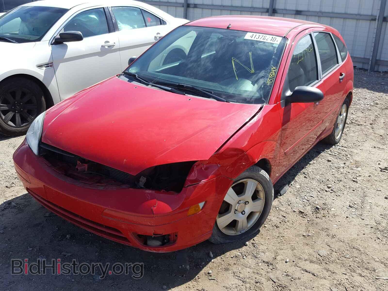 2007 FORD FOCUS - VIN: 1FAHP37NX7W331585 - Фото 2