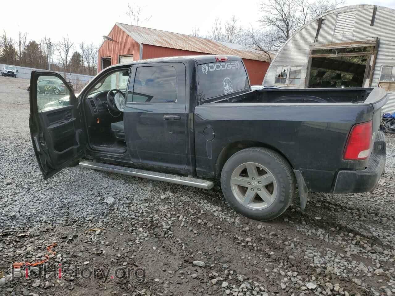 2018 RAM 1500 - VIN: 3C6RR7KT5JG196633 - Фото 2
