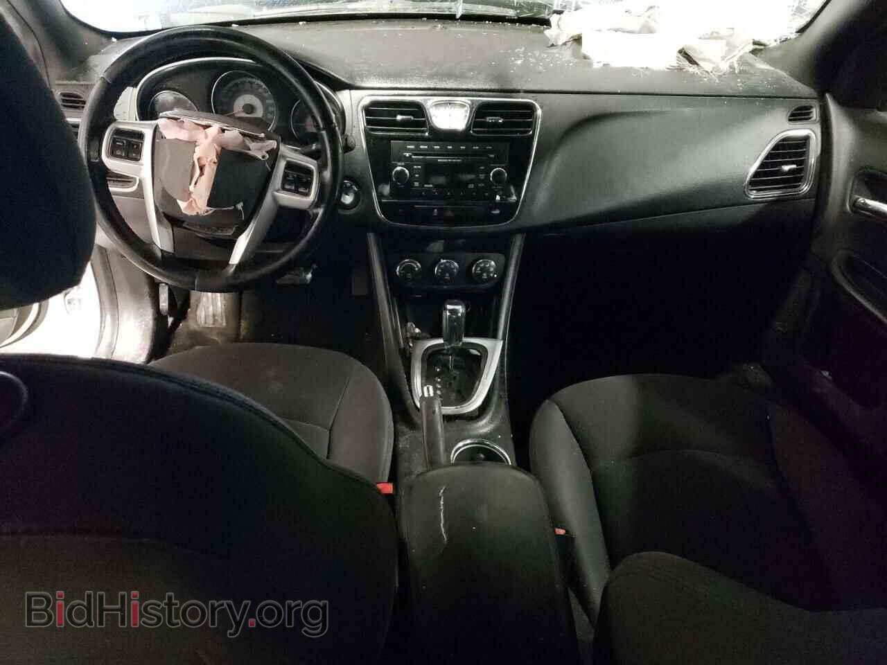 2013 CHRYSLER 200 - VIN: 1C3CCBBG2DN560223 - Фото 8