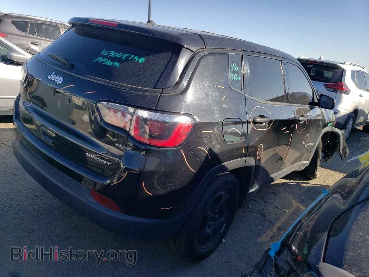2018 JEEP COMPASS - VIN: 3C4NJCAB2JT194362 - Фото 3