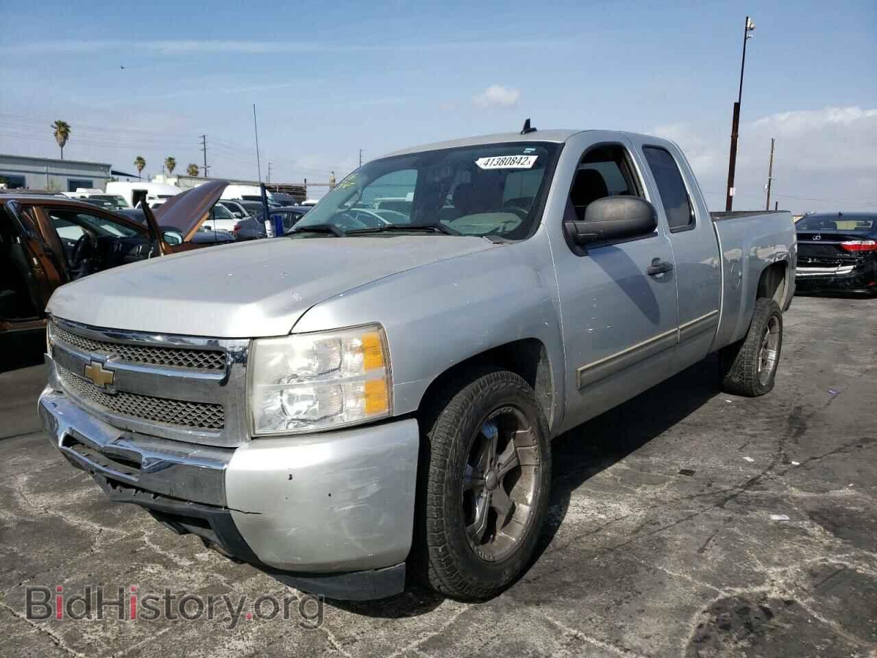 2011 CHEVROLET SILVERADO - VIN: 1GCRCREA5BZ373473 - Photo 2