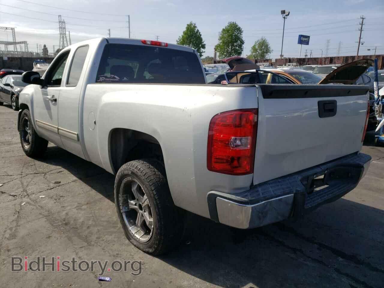 2011 CHEVROLET SILVERADO - VIN: 1GCRCREA5BZ373473 - Photo 3