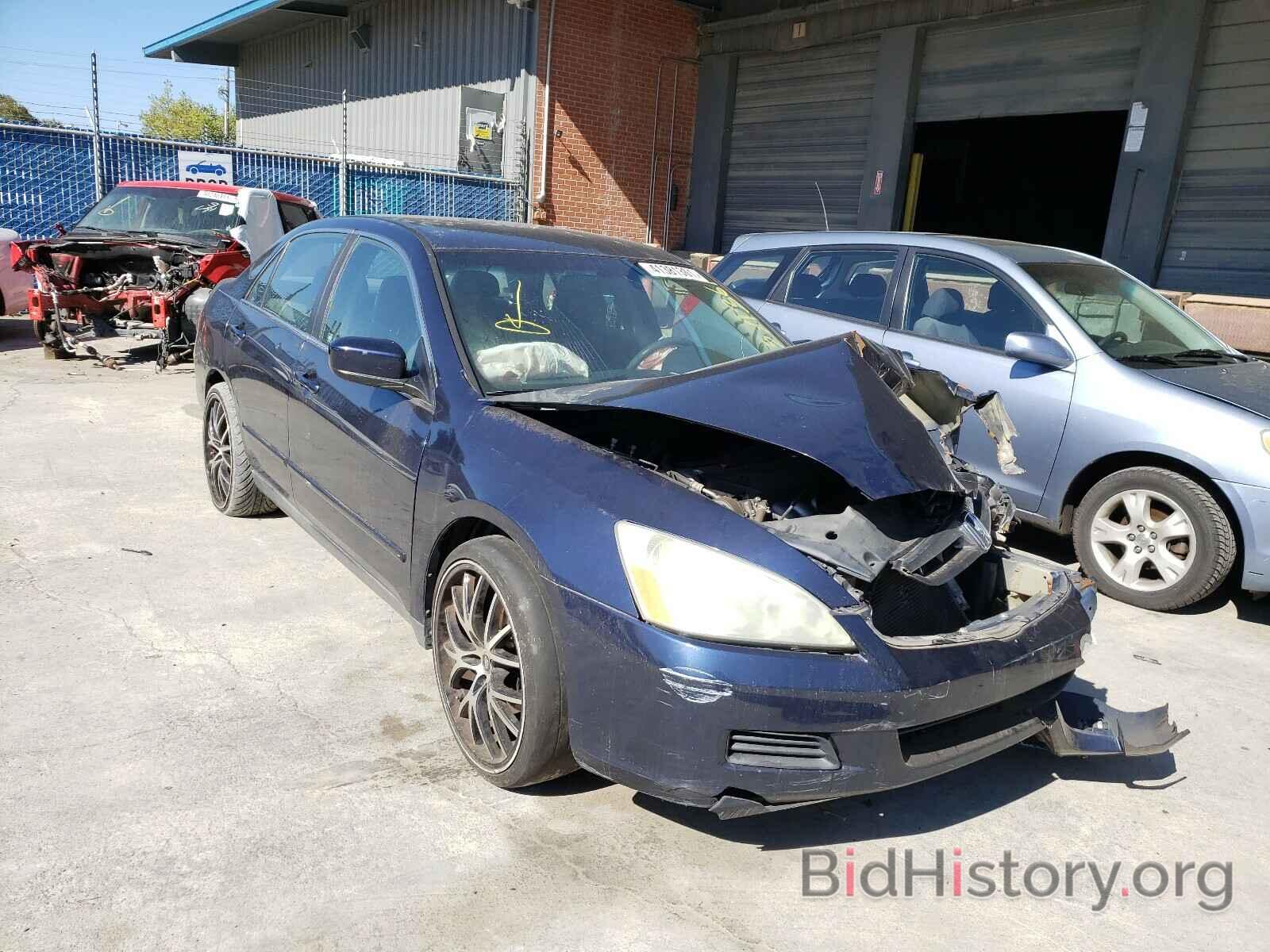 Photo 1HGCM56487A019717 - HONDA ACCORD 2007