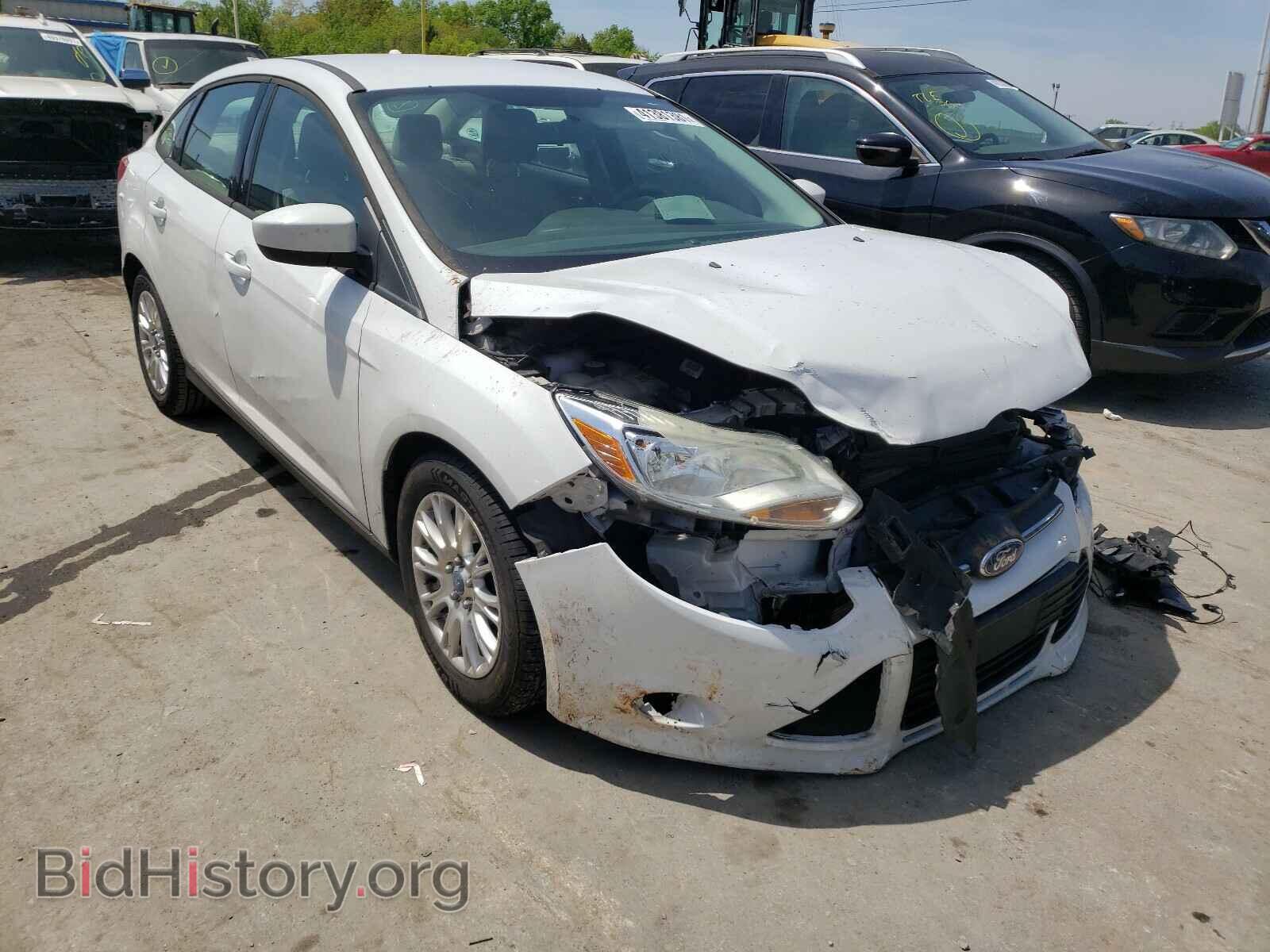 Photo 1FAHP3F29CL274895 - FORD FOCUS 2012