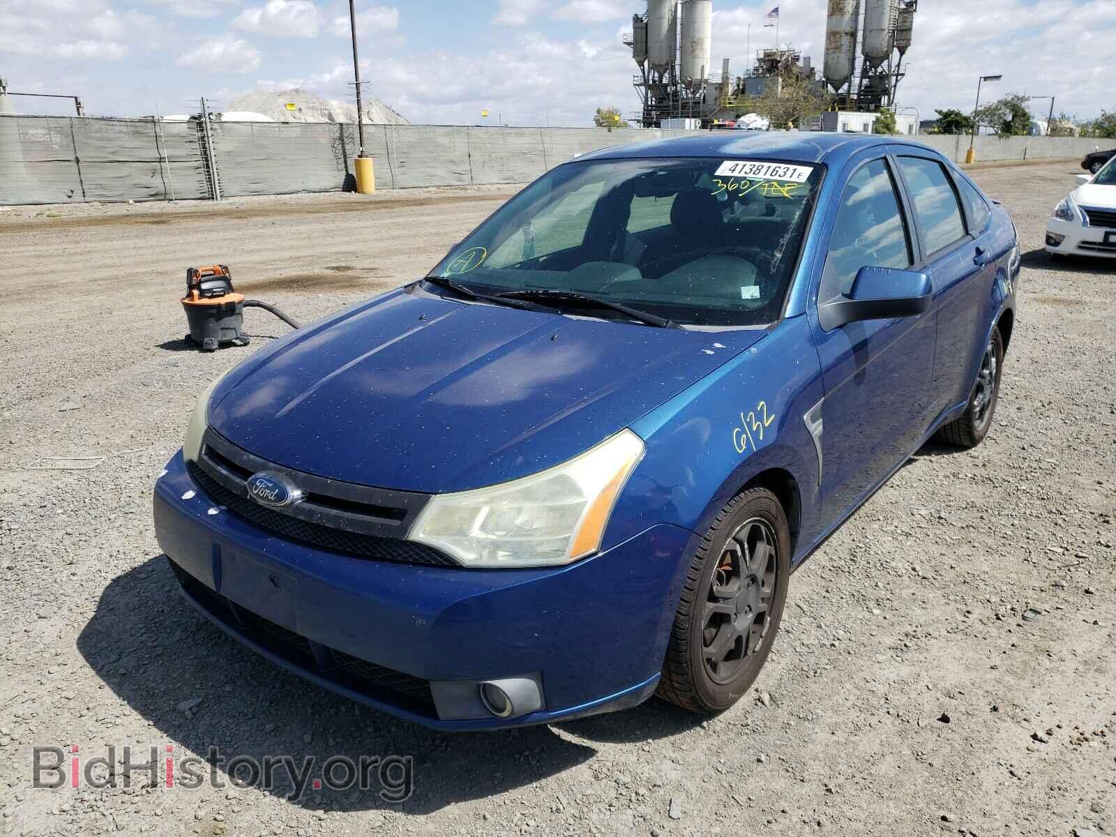 2008 FORD FOCUS - VIN: 1FAHP35N48W201354 - Фото 2